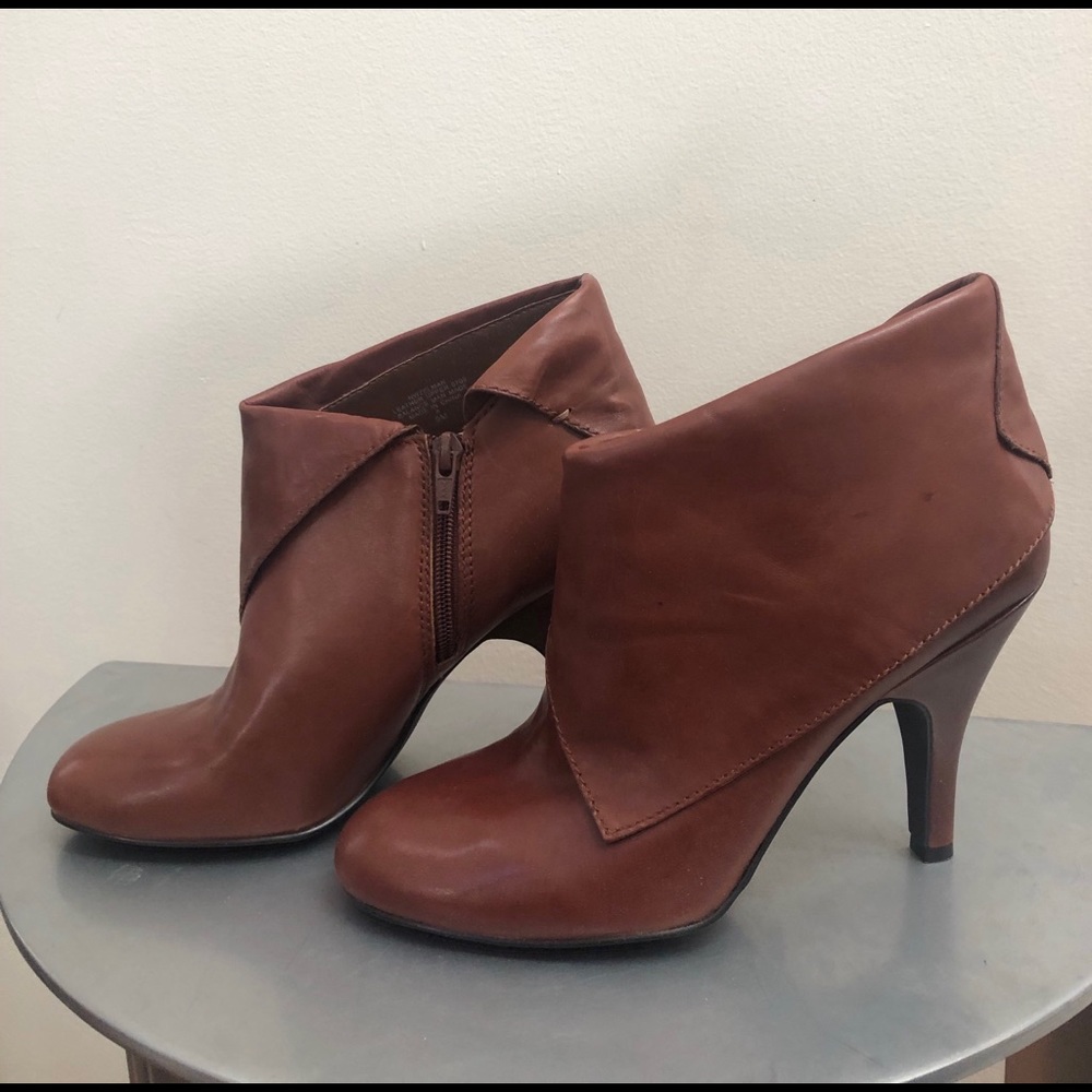 Nine West heeled bootie.